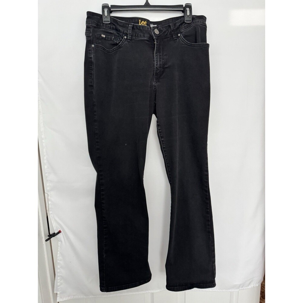 Lee Jeans Women's Bootcut Size 16 Short Black Denim See Description